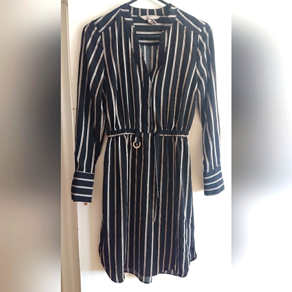 H&M Long Sleeve V-Neck Dress, size XS